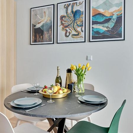 Apartament Walowa Shipyard Gdańsk Exterior foto